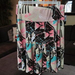 NWT SOJO skirt sz large